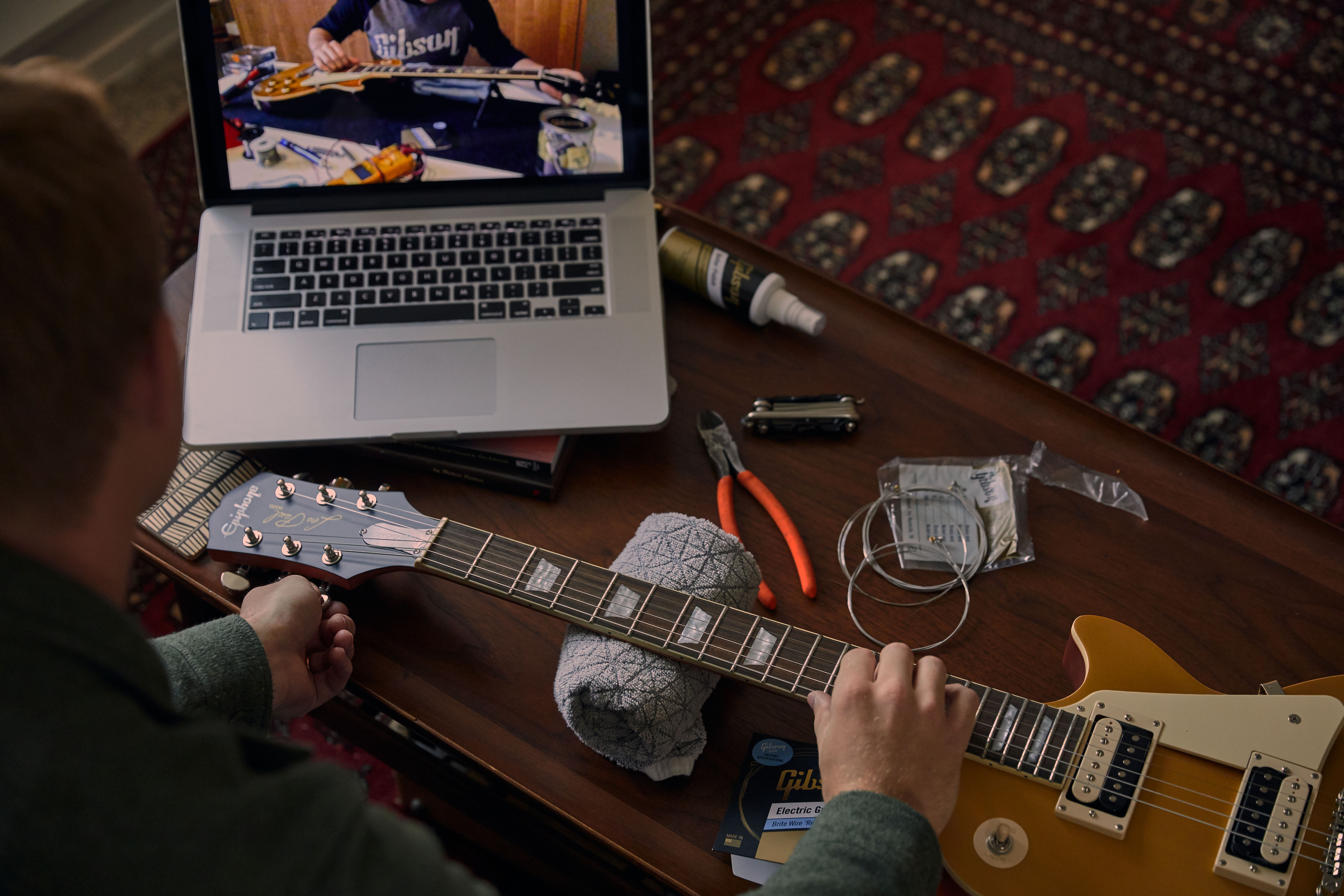 Virtual Guitar Tech: votre technicien guitare Gibson depuis chez vous