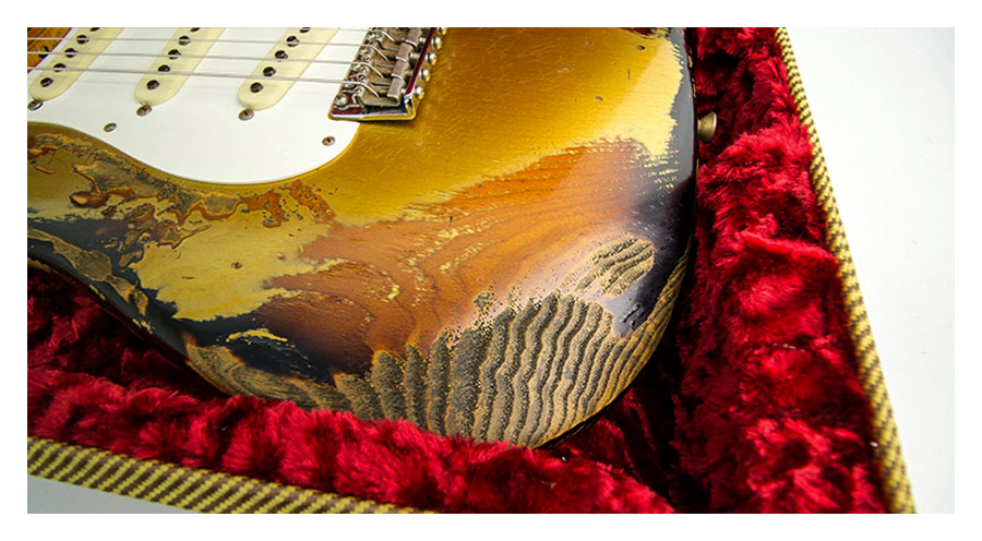 Custom Shop 1957 Stratocaster (MN)Custom Shop 1957 Stratocaster Ltd (MN) -  heavy relic hle gold over sunburst